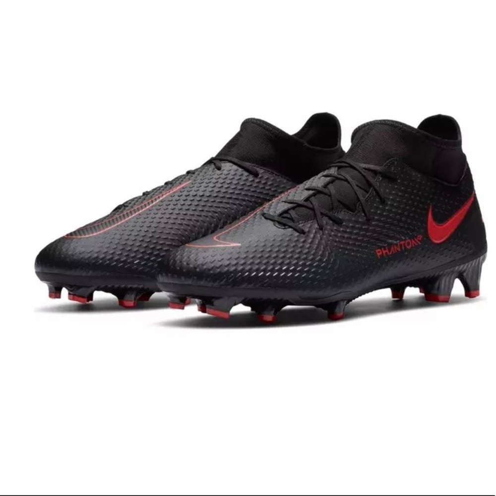 BRAND NEW NIKE PHANTOM KLEATS!